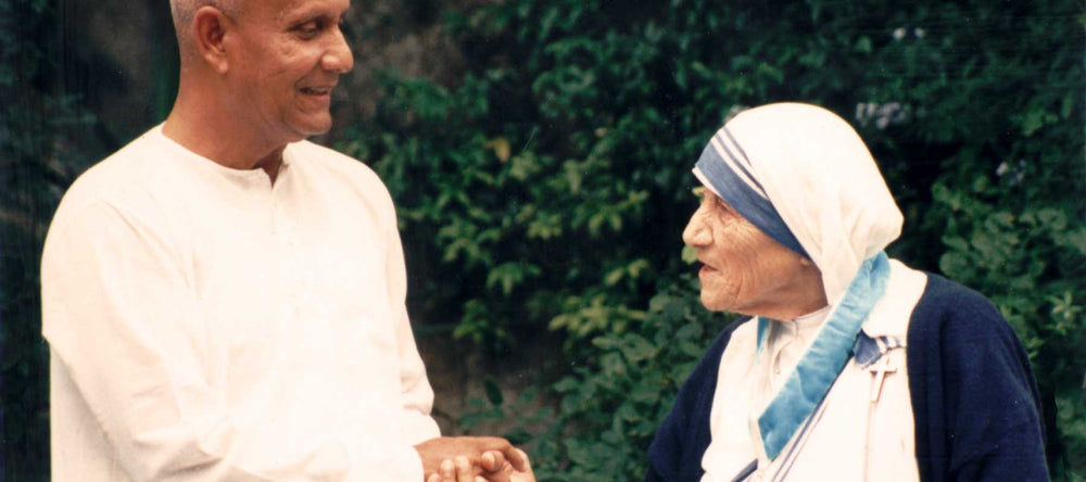 Sri Chinmoy with Mother Teresa in picture.